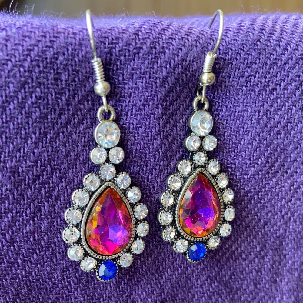 Teardrop multicolor semi formal earring